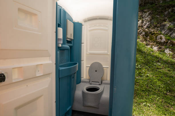 Porta potty rental for outdoor events in Gun Barrel City, TX